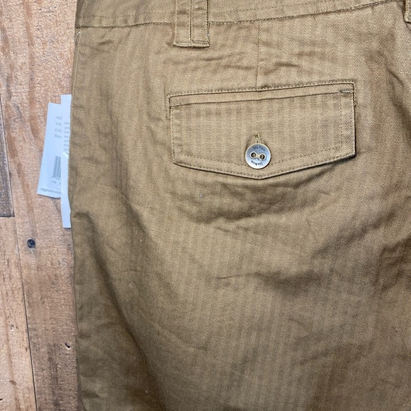 Liz Claiborne Women’s Brown capri Stretch pants Size petite 12 - Picture 7 of 16